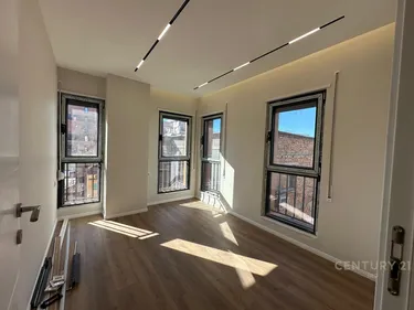 Foto e Apartment në shitje Shkolla e Kuqe, Tiranë