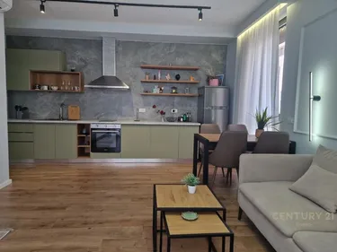 Fotografie Byt na prodej Pazari i Ri, Sheshi Avni Rustemi, Tirana, Tiranë