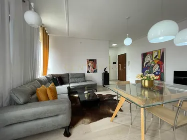 Foto di Appartamento in vendita Laprakë, Rruga "dritan Hoxha", Tiranë