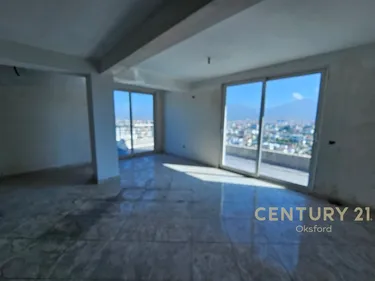 Фото Квартира на продажу Prane Universitetit Bujqesor, Institut, Tiranë