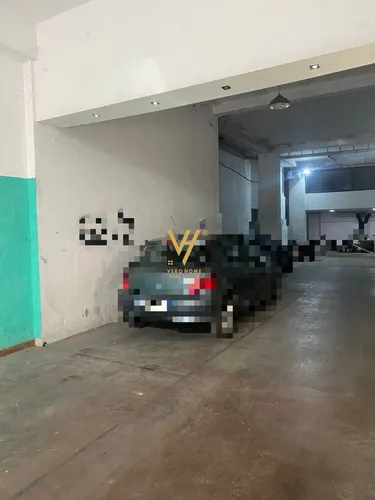 Foto di garage in vendita Rruga Ferit Xhajko, Tiranë