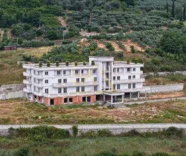 Фото commercial на продажу Maminas, Durrës