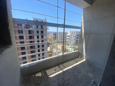 Foto di Appartamento in vendita Kompleksi Magnet, Tiranë