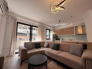 Rruga e Ullinjve - photos