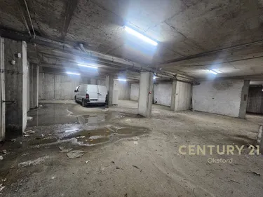 Prane Terminali i Autobusëve (spital Hygeia) - photos