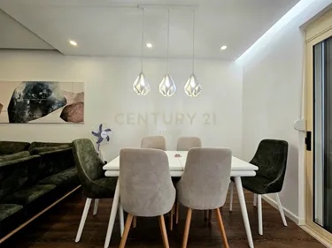 Photo of Apartment for sale Lungomare, Vlorë