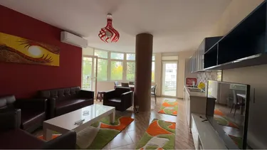 Foto di Appartamento in vendita Fresk, Tiranë