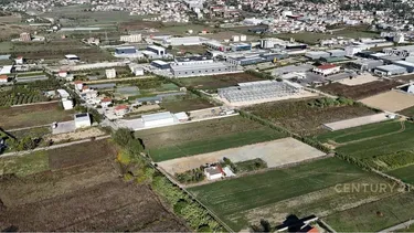 Foto di land in vendita Prush, Tiranë