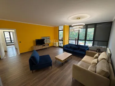 Prane Kompleksit Nobis - photos