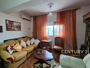 Zdjęcie Mieszkanie na sprzedaż Laprake, Tiranë