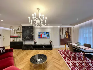 Foto von Wohnung zum verkauf Pranë Kopshtit Botanik, Tiranë