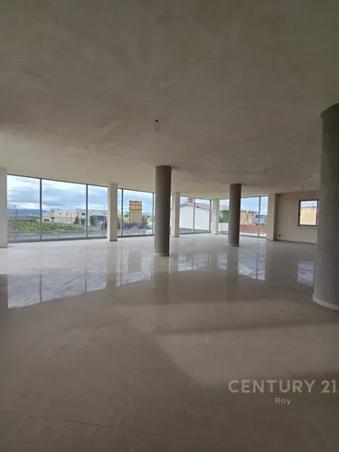 Exclusive Warehouse for Sale at the Exit of Kavajë – Strategic Roadside Position!