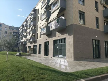 Zdjęcie commercial na sprzedaż Astir, Tiranë