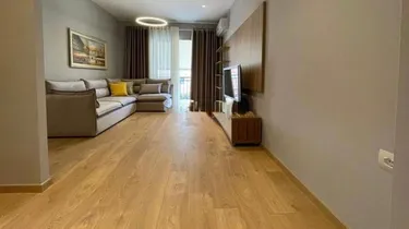 Foto e Apartment në shitje Komuna Parisit, Tiranë