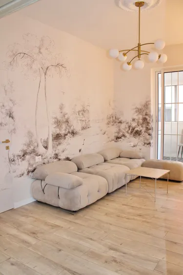 Foto von Wohnung zum verkauf Blloku, Pallatet Agimi, Tiranë