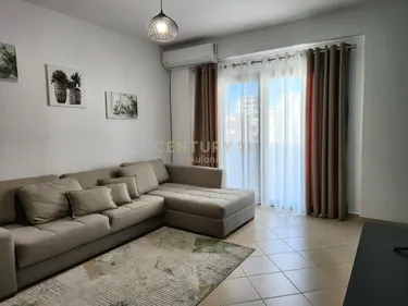 Foto av Lägenhet till salu Prane Bulevardit Kryesor, Vlorë