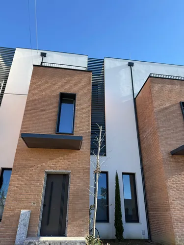 Foto e Vilë në shitje Pranë Teg, Tiranë