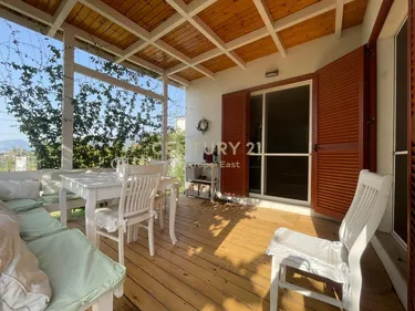 Foto di house in vendita Farkë, Farkë, Tirana, Tiranë