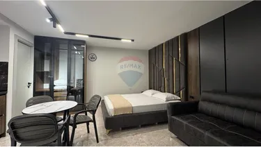 Фото Квартира на продажу 21 Dhjetori, Tiranë