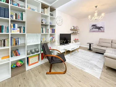 Foto e Shtëpi në shitje Rruga Riza Cerova, Rruga Riza Cerova Tirana Albania, Tiranë