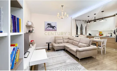 Foto e Shtëpi në shitje Rruga Riza Cerova, Rruga Riza Cerova Tirana Albania, Tiranë