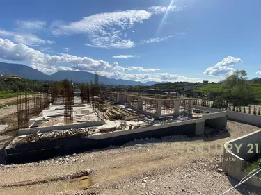 Zdjęcie vila na sprzedaż Mjull - Bathore, Tiranë