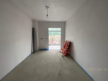 Foto di Appartamento in vendita Prane Hipotekes, Rruga Albanopoli Tirana Albania, Tiranë