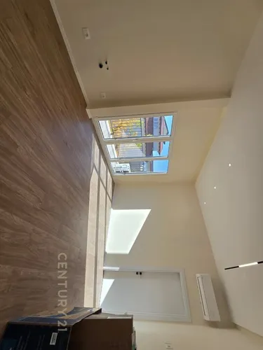 Foto av Lägenhet till salu Ali Demi, Tiranë