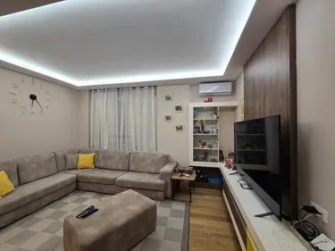Foto e Apartment në shitje Shkolla e Kuqe Tirana Albania, Prane Shkollës së Kuqe, Tiranë