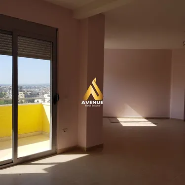 Foto di Appartamento in vendita Liqeni i Thate, Rruga Peti, Tiranë