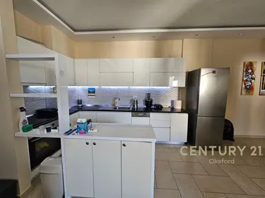 Foto di Appartamento in vendita Kopshti Botanik, Tiranë