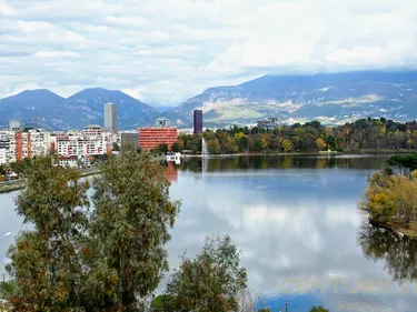 Foto von Wohnung zum verkauf Prane Liqenit, Tiranë