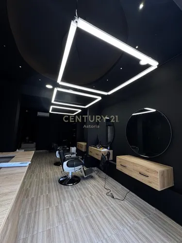 Foto von commercial zum verkauf Rruga Imer Ndregjoni, Tiranë