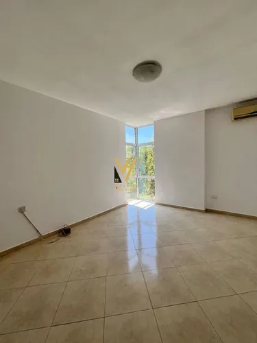 Foto av Lägenhet till salu Ish Ekspozita, Tiranë