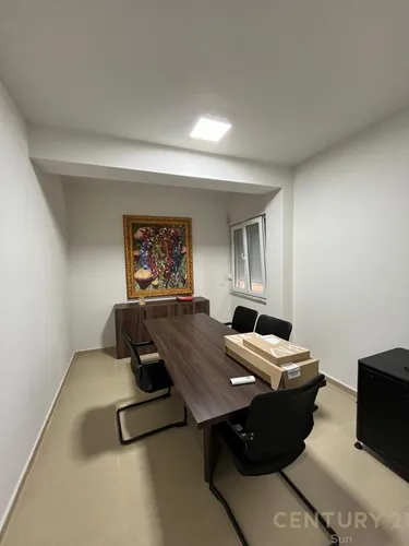 Foto e Apartment me qera Rruga e Kosovareve, Tiranë