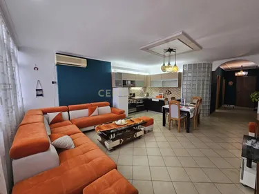 Фото Квартира на продажу Te Rruga e Kavajës, Rruga e Kavajës, Tirana, Tiranë