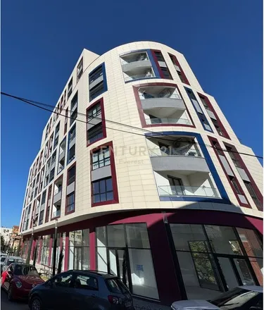 Foto e Dyqan në shitje Komuna e Parisit, Komuna e Parisit, Tirana, Tiranë