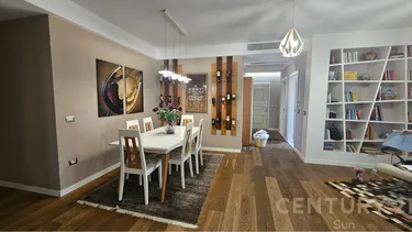 Фото Квартира на продажу Kopshti Botanik Zoologjik, Kopshti Botanik Zoologjik, Tirana, Tiranë