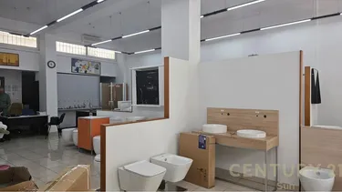 Foto e Ambient biznesi në shitje Rruga Fortuzi, Tiranë