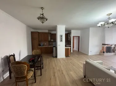 Foto e Apartment në shitje Tek 21 Dhjetori, Tirana, Tiranë