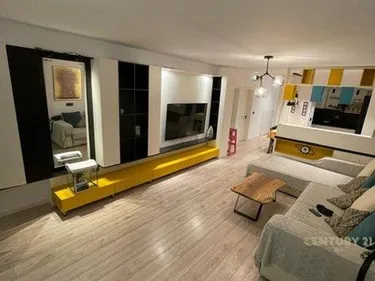 Foto e Apartment në shitje Prane Qendres se Tiranes, Ne Rrugen e Durresit, Afer Ambasades Kineze, Tiranë