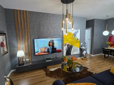 Foto di Appartamento in vendita 21 Dhjetori, Tiranë