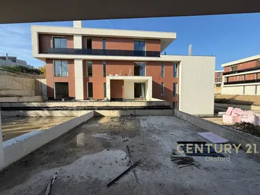 Foto di Appartamento in vendita Tulipan Rezidenc, Tiranë