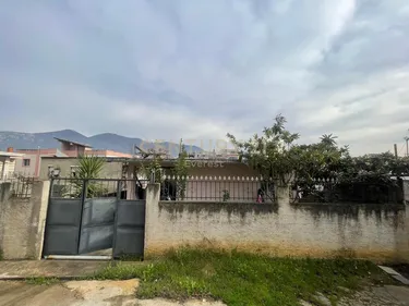 Foto di house in vendita Kodra e Priftit, Tiranë