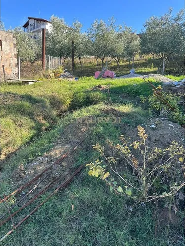 Foto di land in vendita Sauk, Tiranë