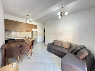 Foto di Appartamento in vendita Brryli, Tiranë