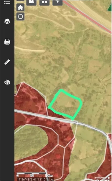 Foto di land in vendita Prane Zones se Berzhites, Tiranë