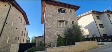 Foto di house in vendita Secret Garden Residence, Teg Tirana Albania, Tiranë