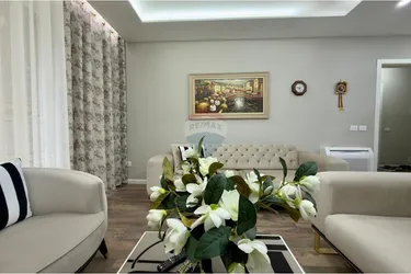 Zdjęcie Mieszkanie na sprzedaż Profarma, Porcelan, Tiranë