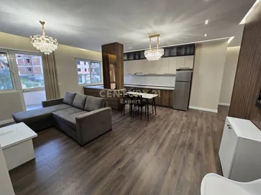 Foto di Appartamento in vendita Kopshti Botanik, Tiranë